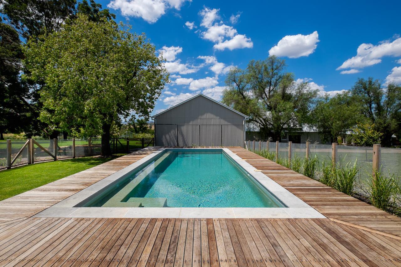 Hotel Goonoo Goonoo Station Tamworth Exteriér fotografie Swimming pool in the Netherlands